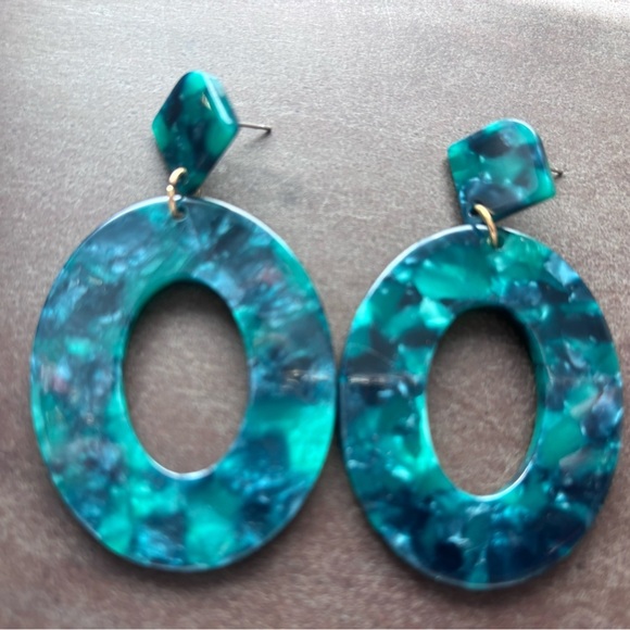Green and Blue  Tortoise Shell Statement Earrings - Picture 2 of 3